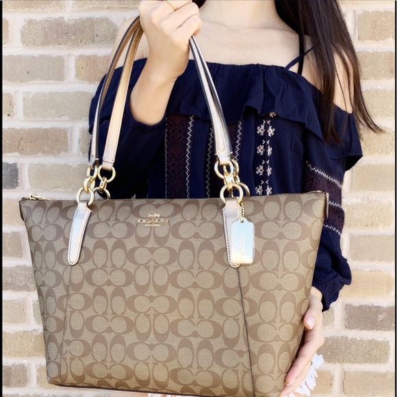 Coach Handbags - Gaby’sBags👜💕-Coach Large tote signature